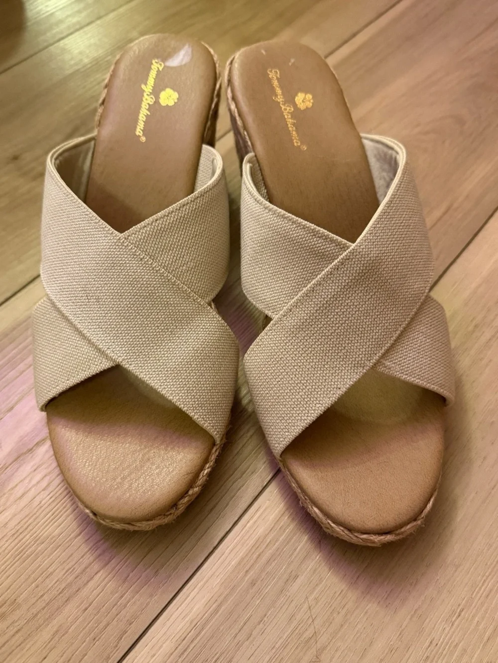 Tommy Bahama Canvas Espadrille Wedge Slide Sandals Beige Size 9.5 EUC